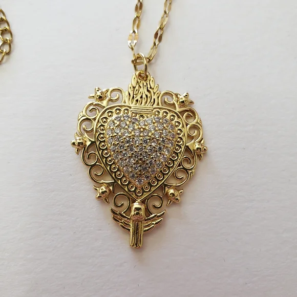Gold tone Necklace with Rhinestones heart pendant - Picture 6 of 10